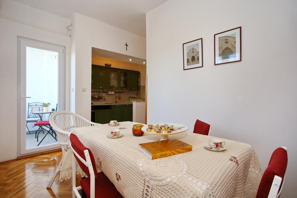 Rooms & Apartments Soline Nuove Biograd Na Moru Eksteriør billede
