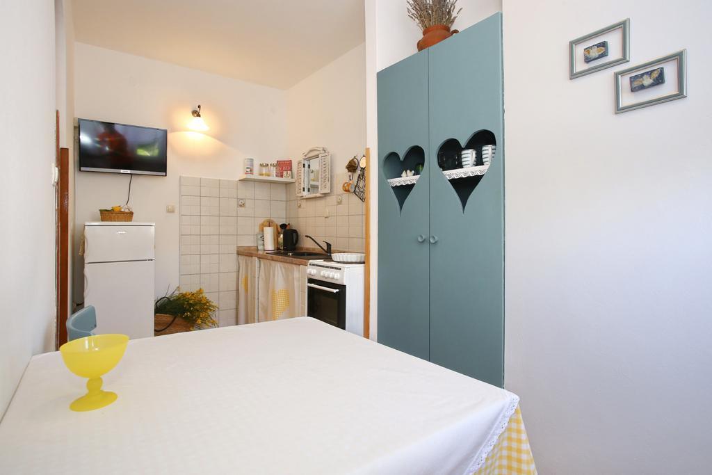 Rooms & Apartments Soline Nuove Biograd Na Moru Eksteriør billede