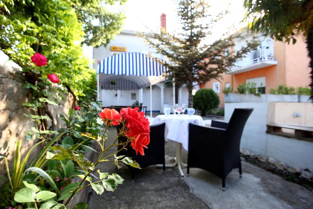 Rooms & Apartments Soline Nuove Biograd Na Moru Eksteriør billede