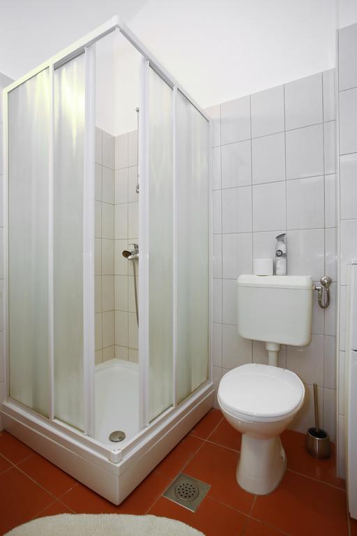 Rooms & Apartments Soline Nuove Biograd Na Moru Eksteriør billede