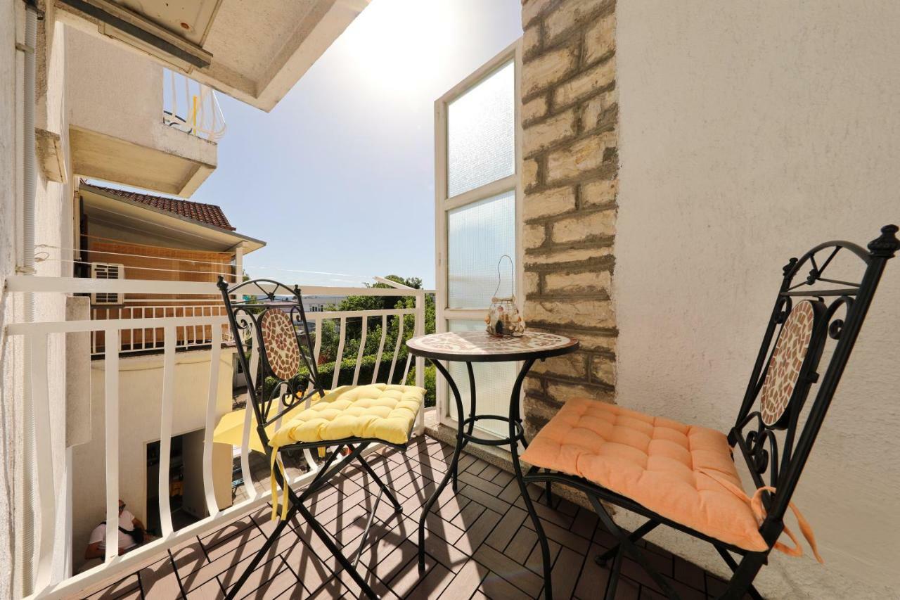 Rooms & Apartments Soline Nuove Biograd Na Moru Eksteriør billede