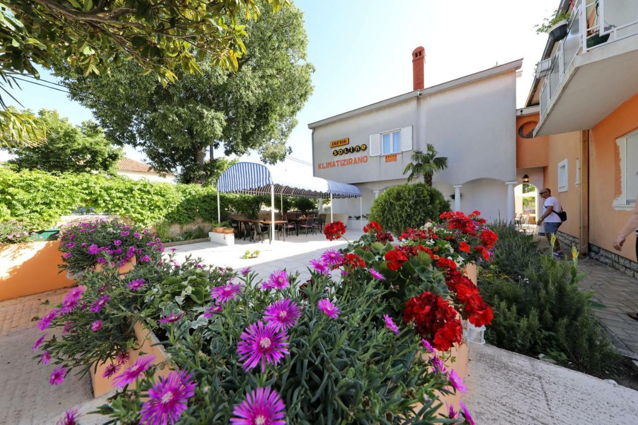 Rooms & Apartments Soline Nuove Biograd Na Moru Eksteriør billede
