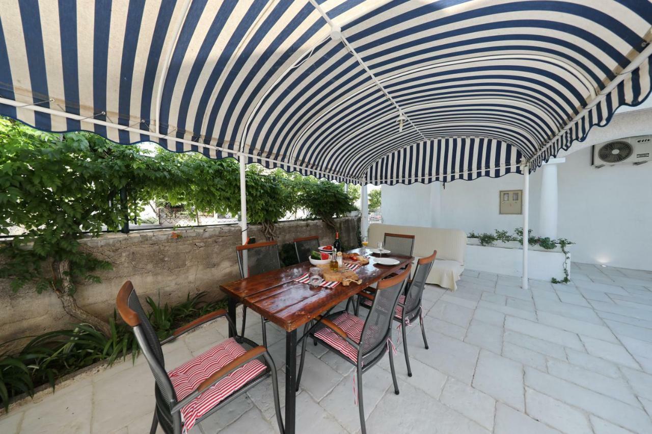 Rooms & Apartments Soline Nuove Biograd Na Moru Eksteriør billede